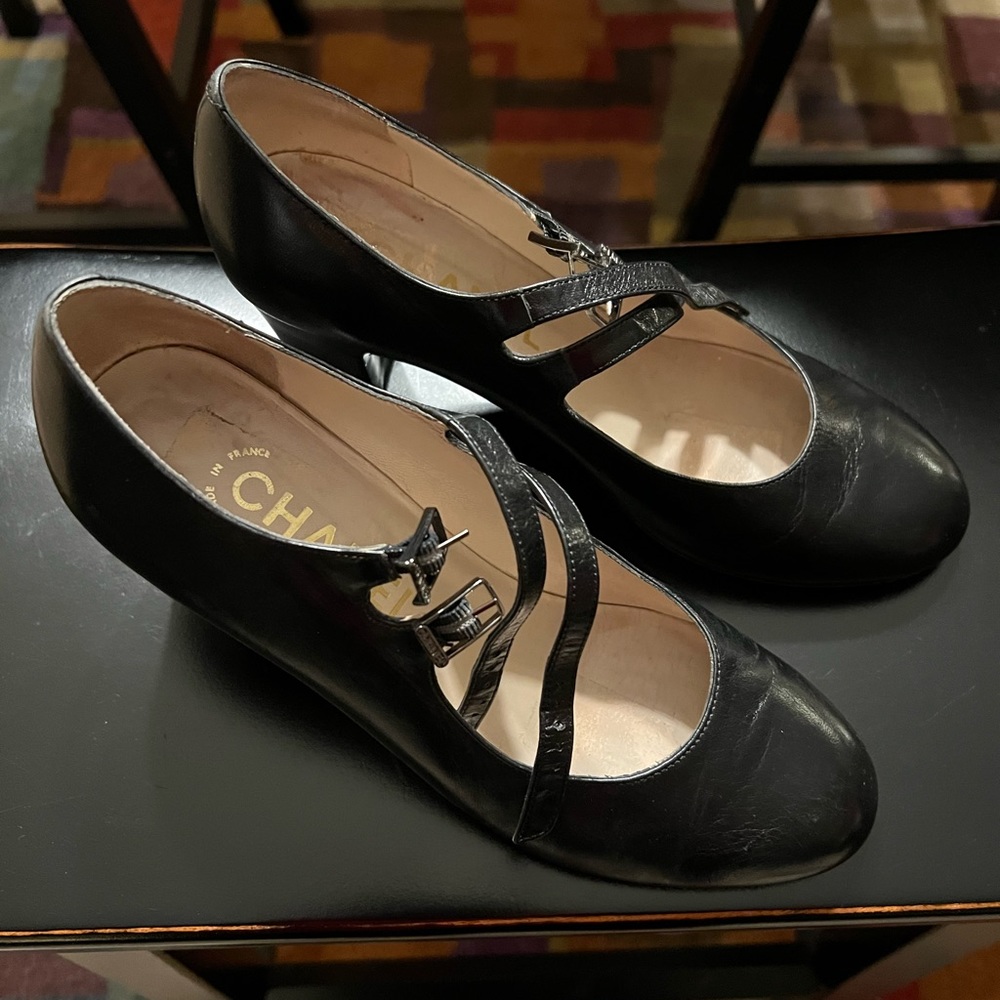 CHANEL Black Mary Jane heels